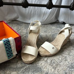 Tory Burch Bima 2 Espadrille Sandal Wedges in Ivory